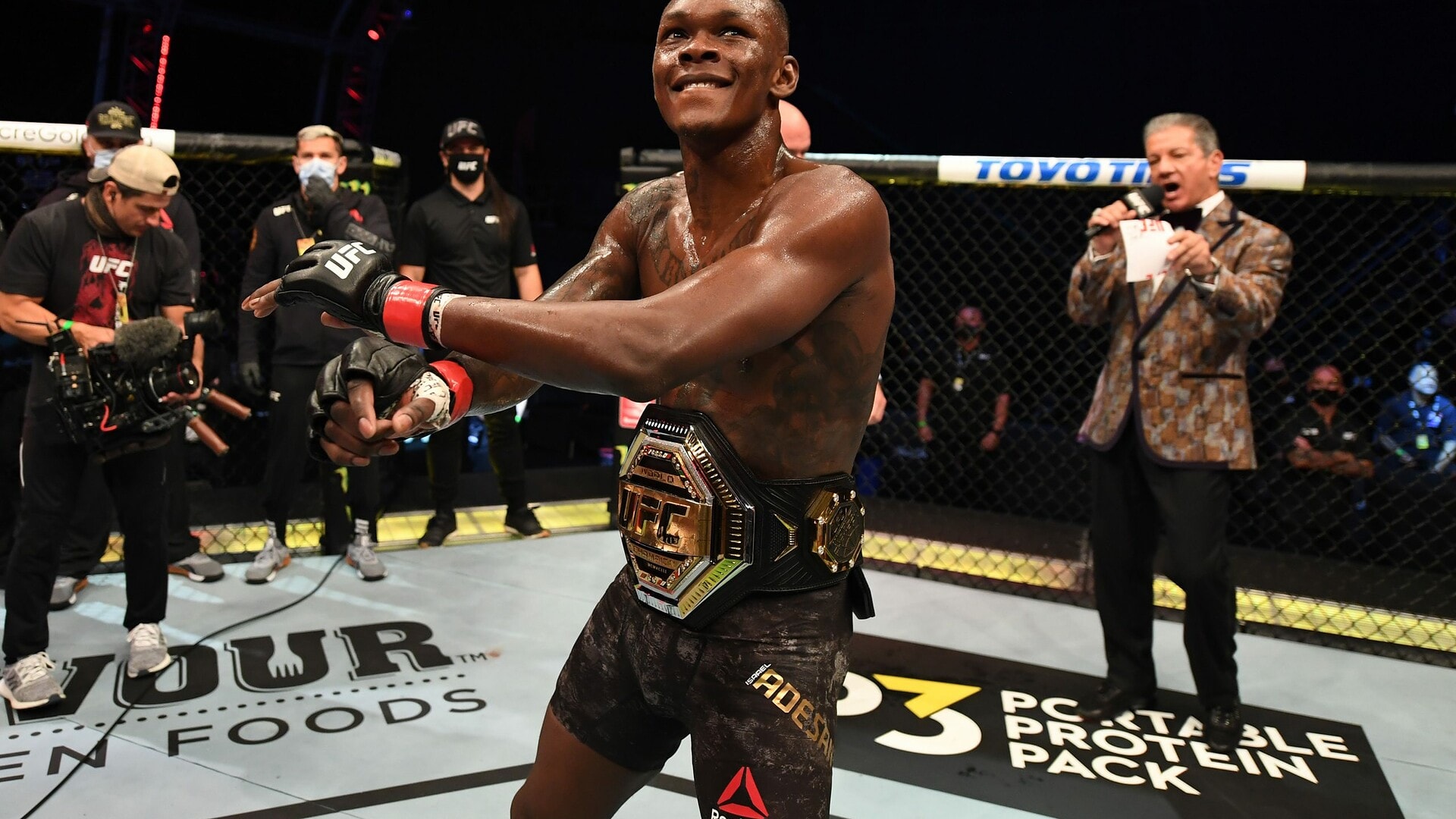 Can Israel Adesanya have another go at light heavyweight?